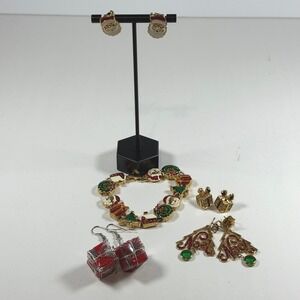 Christmas Jewelry Lot 4 Pairs Earrings 1 Bracelet Santa Noel Tree Gold Tone Red